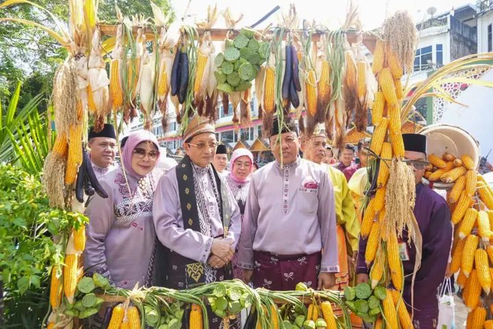 Terpesona dengan Kuansing, Menag Nasaruddin Umar: Siang Bapacu, Malam Mengaji