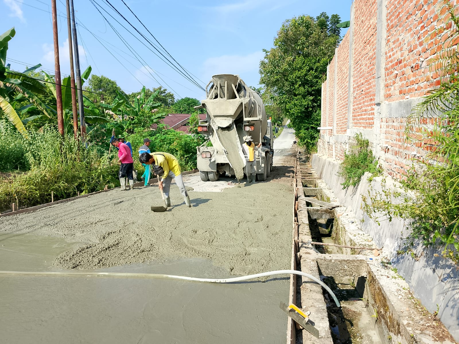 Gerak Cepat Perbaiki Jalan Rusak, Warga Tobek Godang Ucapkan Terima Kasih ke Wako Agung