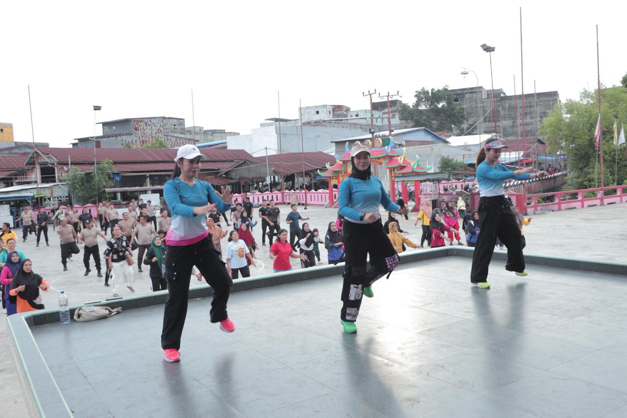 Polres Rohil Senam Pagi Sehat Bersama Warga Panipahan, Perkuat Pendekatan Humanis