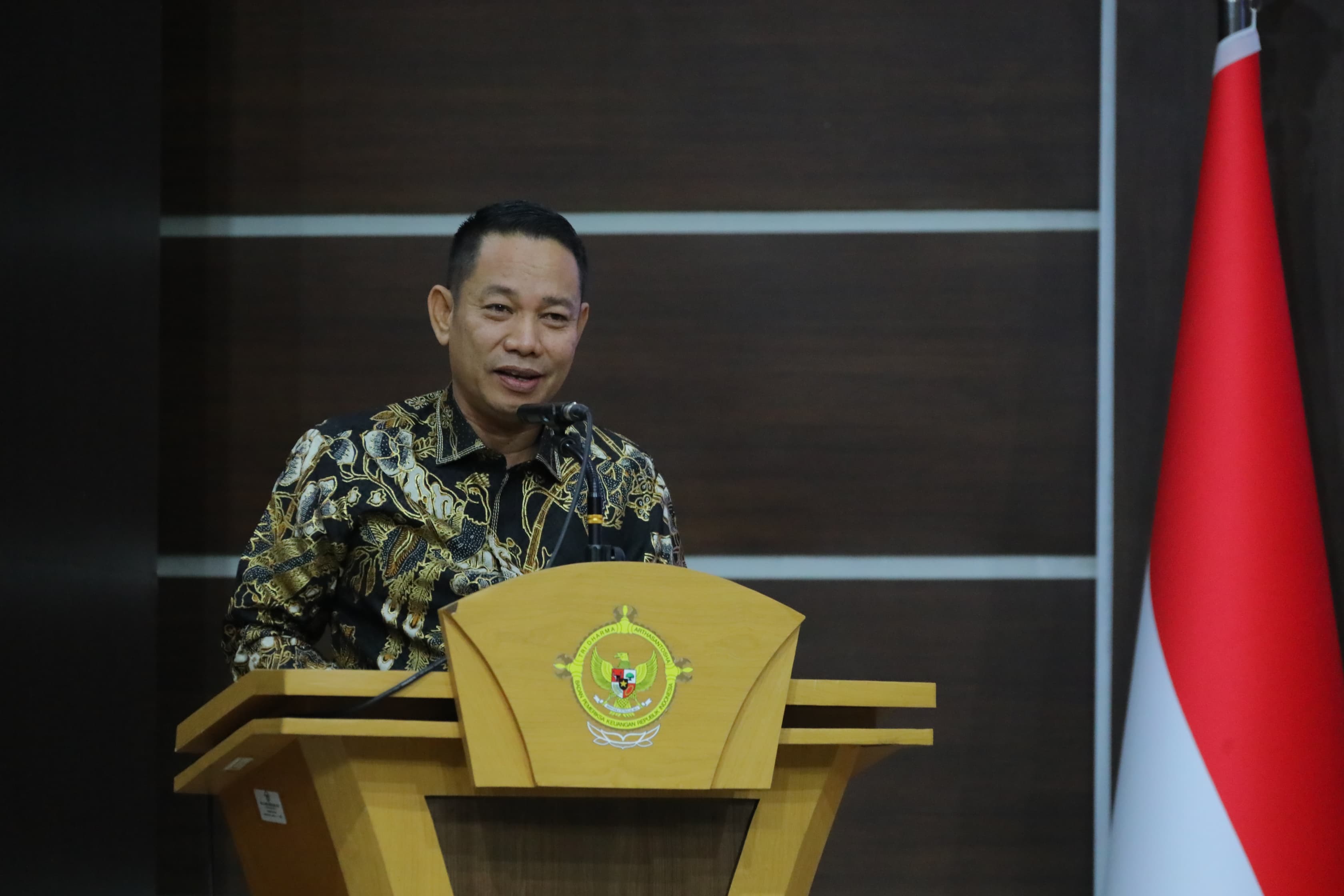 Ketua DPRD Siak Indra Gunawan Wakili DPRD se-Riau pada Penyerahan LHP BPK LKPD 2025