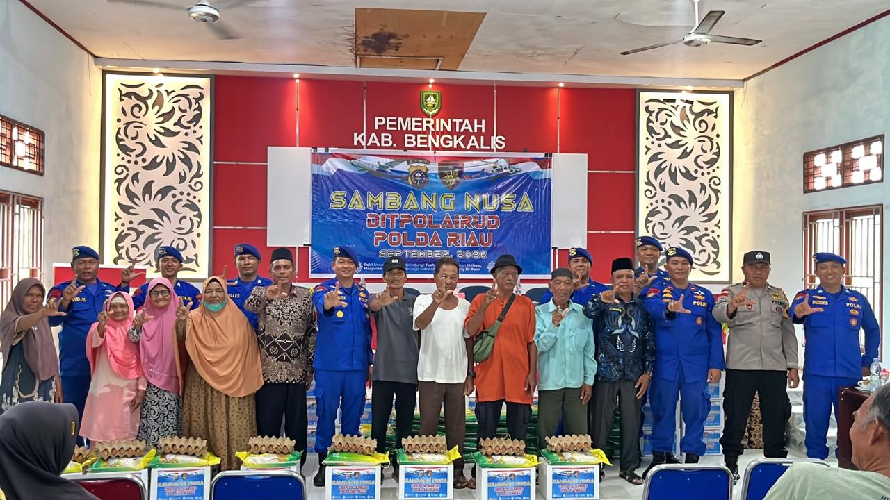 Ditpolairud Polda Riau Gelar Sambang Nusa di Rupat Utara, Bagikan 60 Paket Sembako