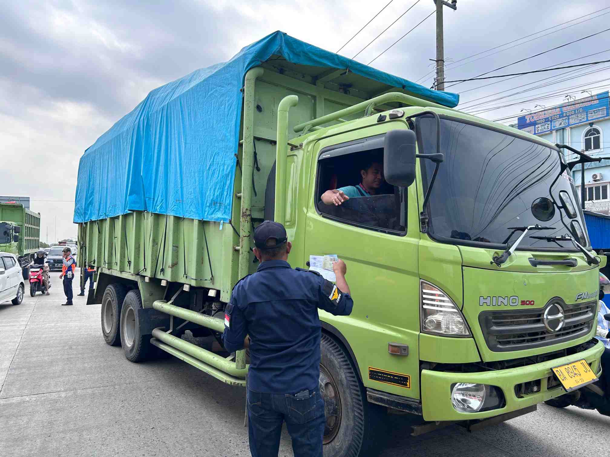 Truk ODOL Nekat Masuk Kota! Petugas Gabungan di Pekanbaru Bakal Berlakukan Tilang Ditempat 