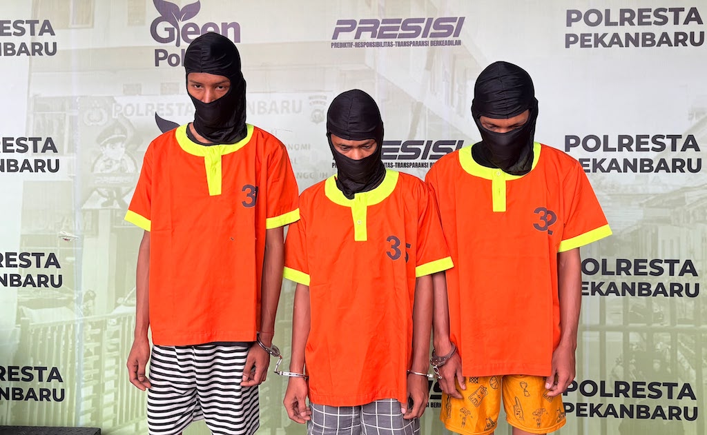 Tiga Pelaku Curat Panel PJU di Pekanbaru Ditangkap, Satu Masih DPO