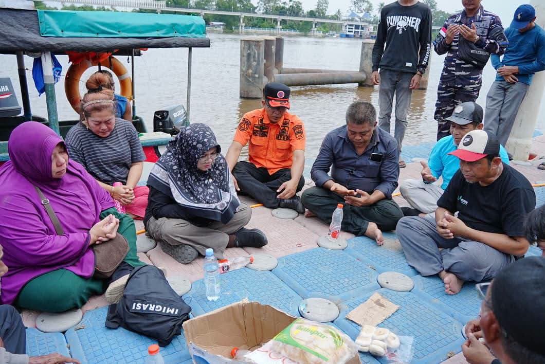 Bocah Tenggelam di Sungai Siak Belum Ditemukan, Bupati Afni Beri Dukungan untuk Keluarga