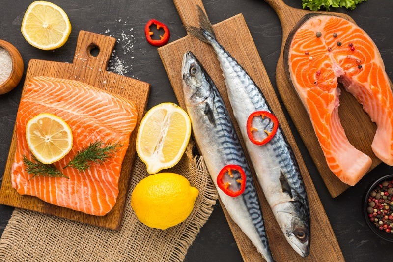 Salmon dan Ikan Kembung, Benarkah Sama-sama Bikin Otak Encer?