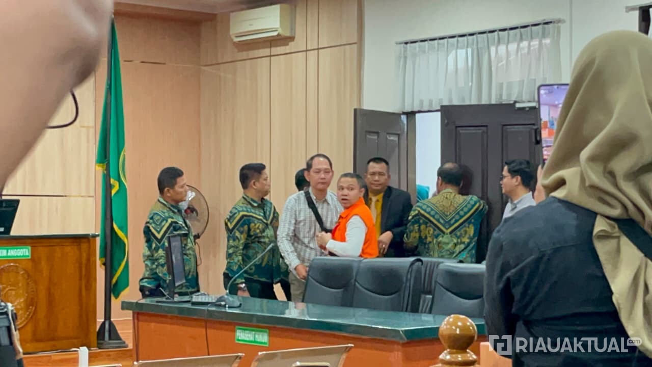 Gubernur Riau Nonaktif Abdul Wahid Ajukan Banding, JPU Pikir-Pikir
