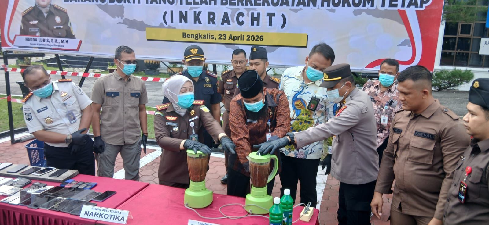 Kejari Bengkalis Musnahkan Barang Bukti 110 Perkara