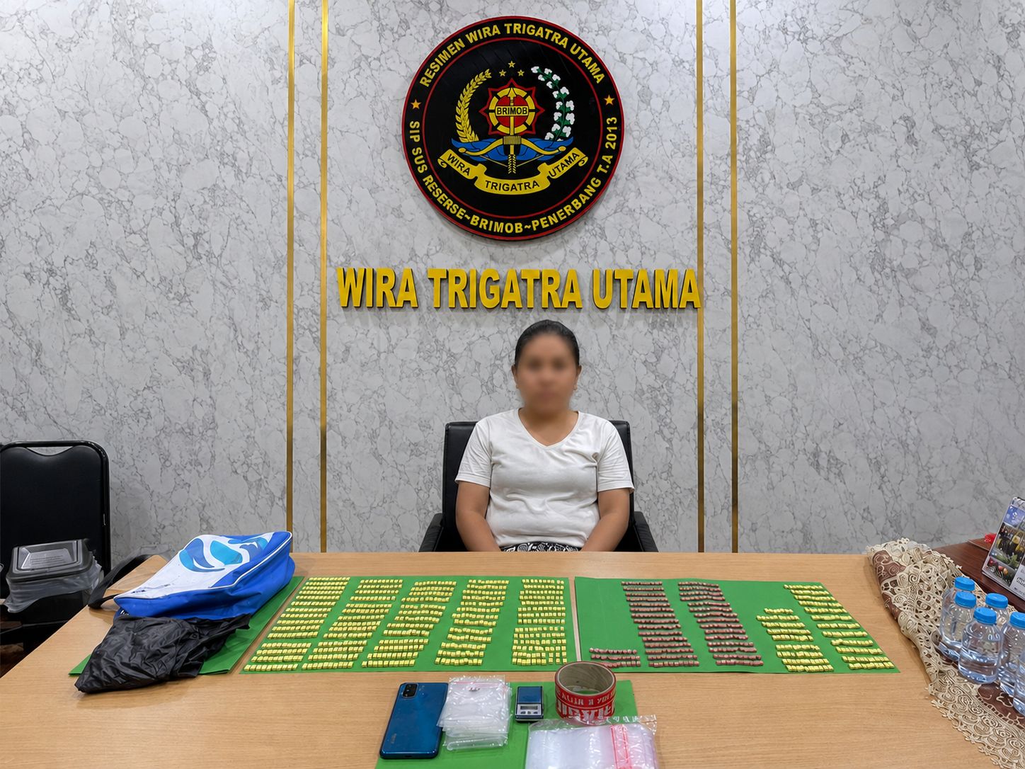 Dari Hotel ke Rumah, Wanita di Pekanbaru Ditangkap Polisi Miliki 1.226 Pil Ekstasi