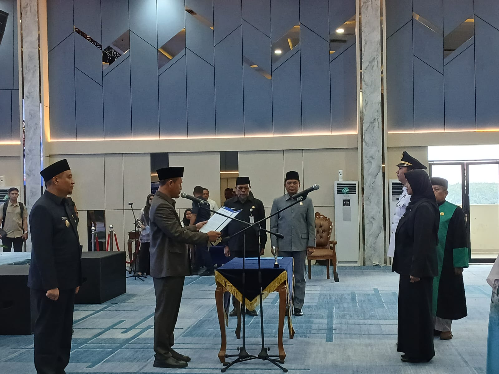 Wako Pekanbaru Lantik 39 Pejabat, 18 Diantaranya Tempati Jabatan Lurah 