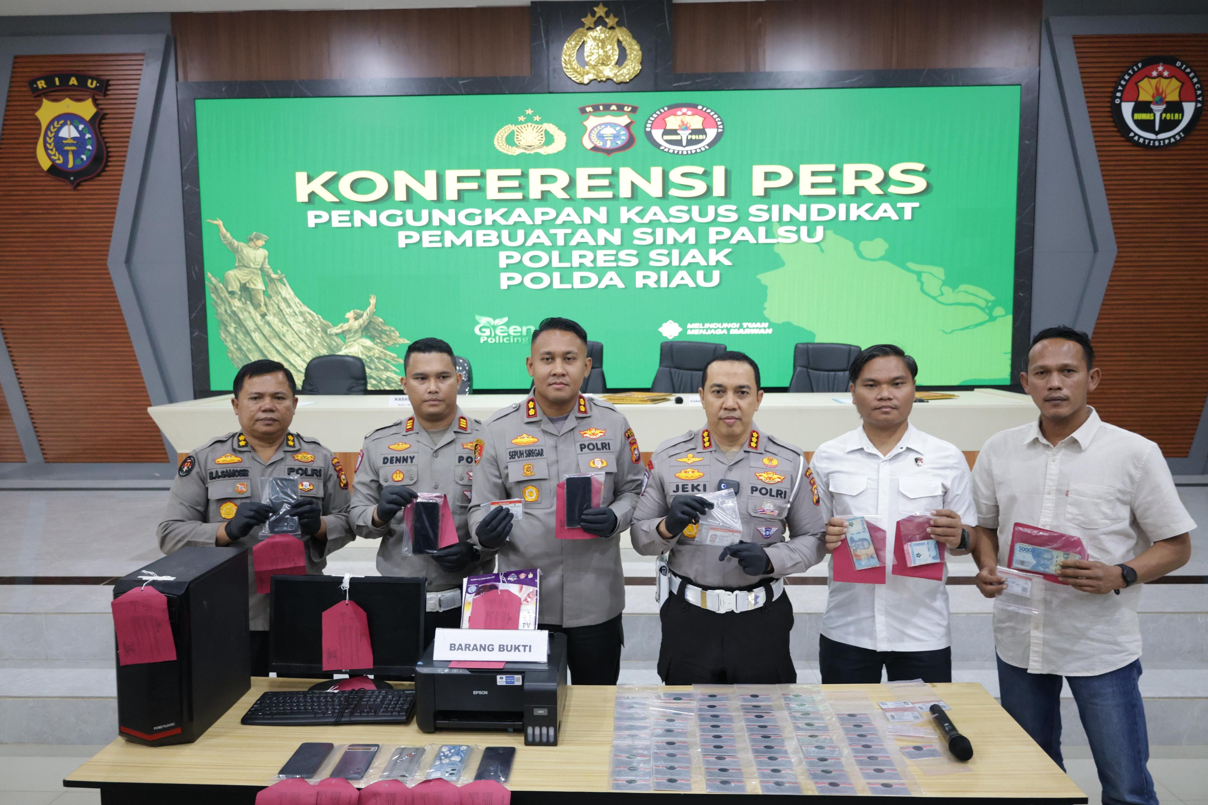 Dirlantas Polda Riau Apresiasi Polres Siak Ungkap Jaringan SIM Palsu