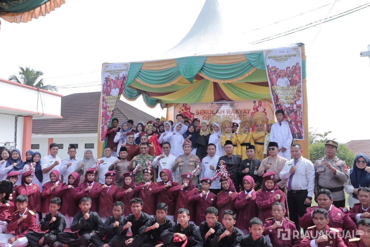 Open House Sekolah Rakyat Terintegrasi 11 Rohil, Tampilkan Siswa Fasih Bahasa Asing hingga Presentasi Ilmiah