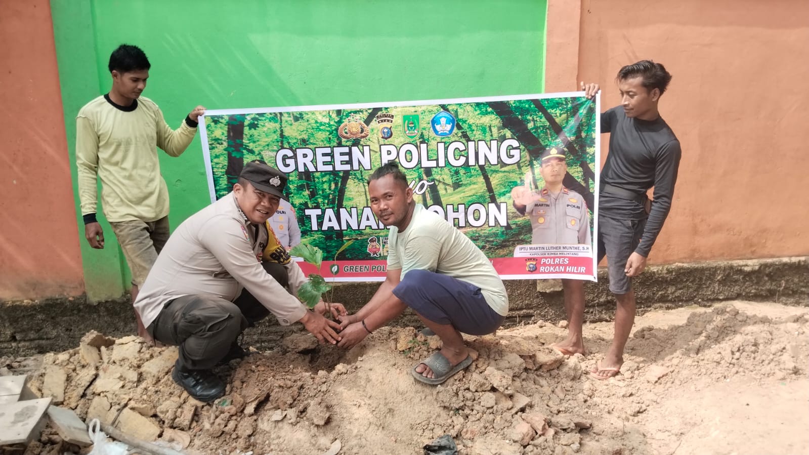 Green Policing, Polsek Rimba Melintang Gandeng SPSI Hijaukan Lingkungan