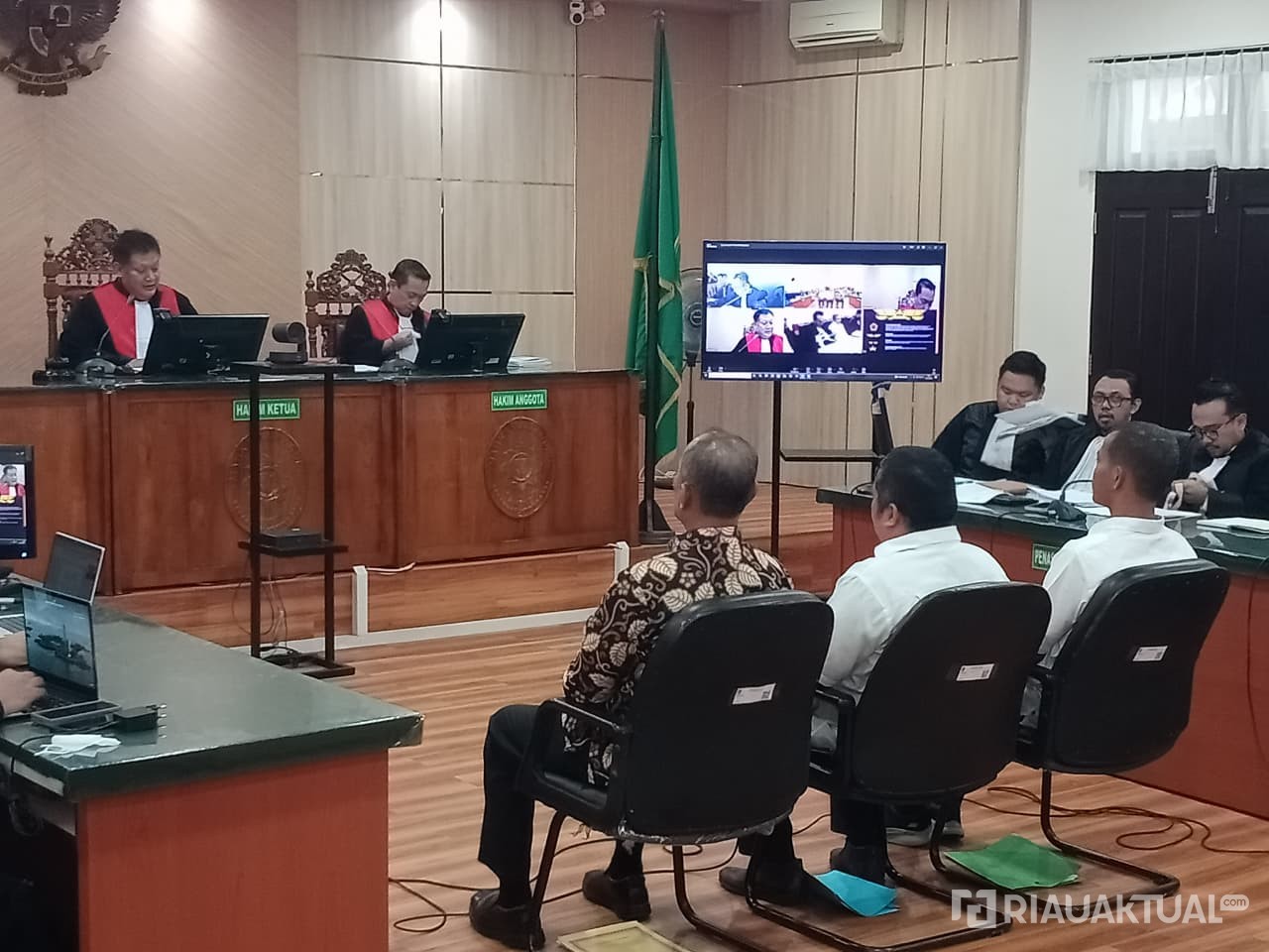 Eks Pj Sekda Riau Sebut Tak Ada Seleksi dalam Pengangkatan Tenaga Ahli Gubernur