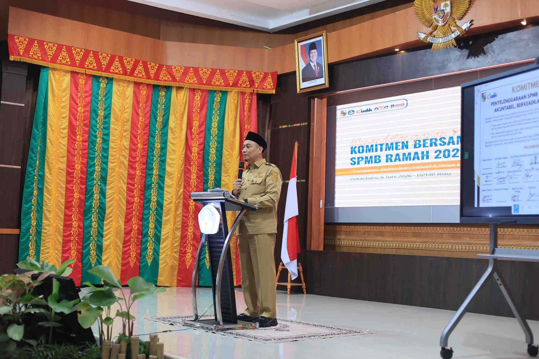Pemko Pekanbaru Tegaskan SPMB 2026 Harus Transparan, Tak Ada Calo Hingga Siswa Titipan 