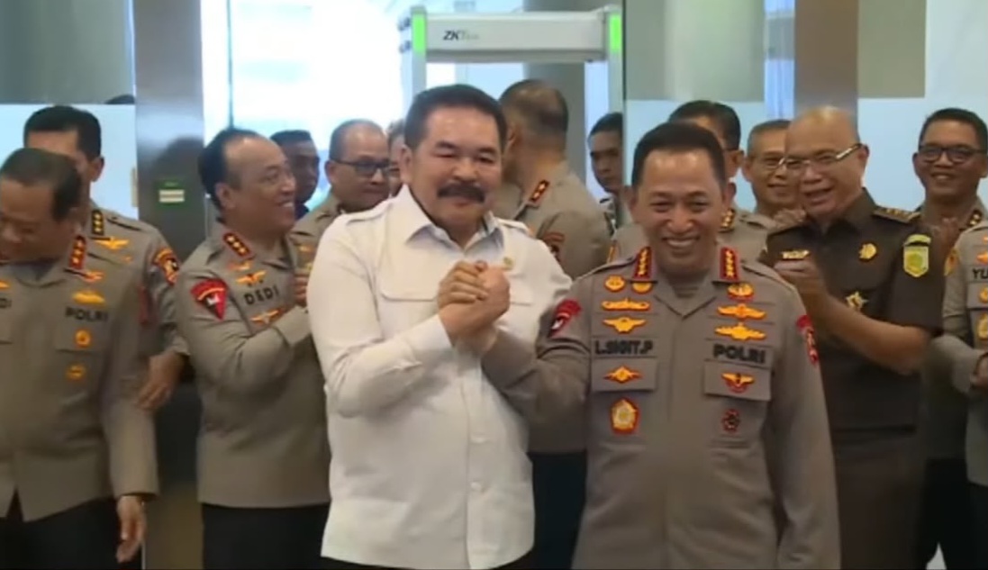Kapolri Bertemu Jaksa Agung, Bantah Ada Perseteruan Antar Lembaga