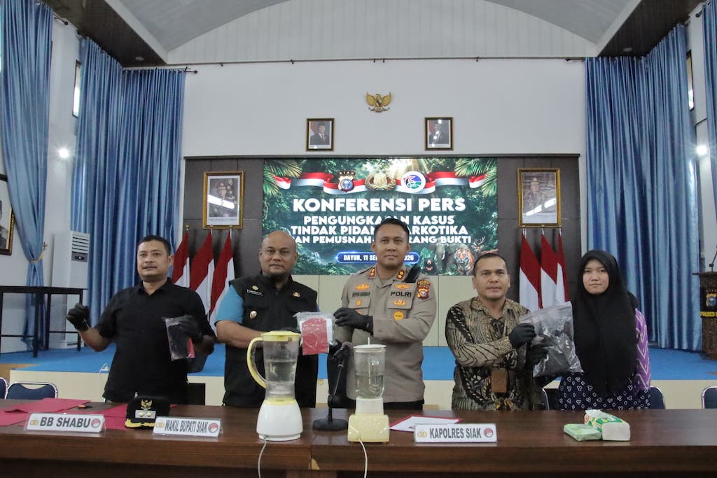 Polres Siak Tangkap Kurir Bawa 1 Kg Sabu di Perawang