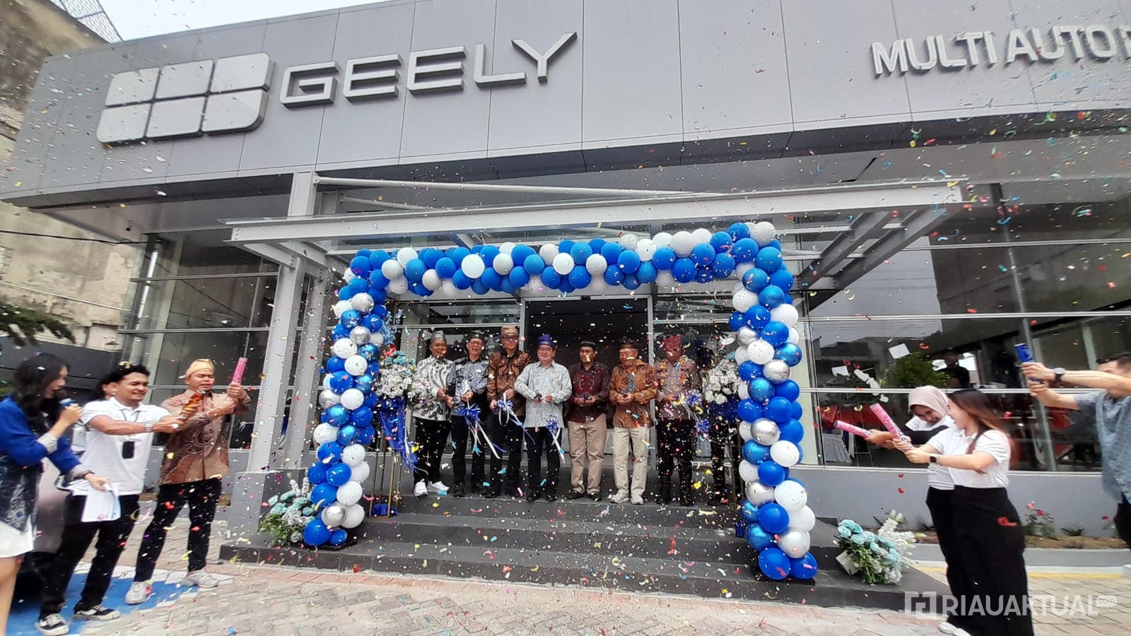 Geely Resmikan Diler ke-51 di Pekanbaru, Perkuat Jaringan Sumatera
