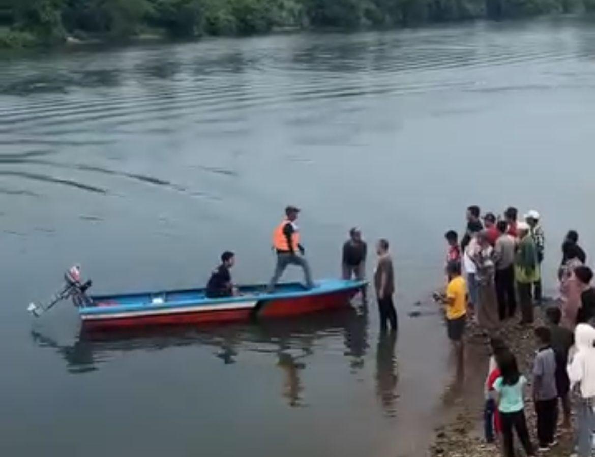 Usai Tolong Teman, Pemancing Tenggelam di Sungai Kampar
