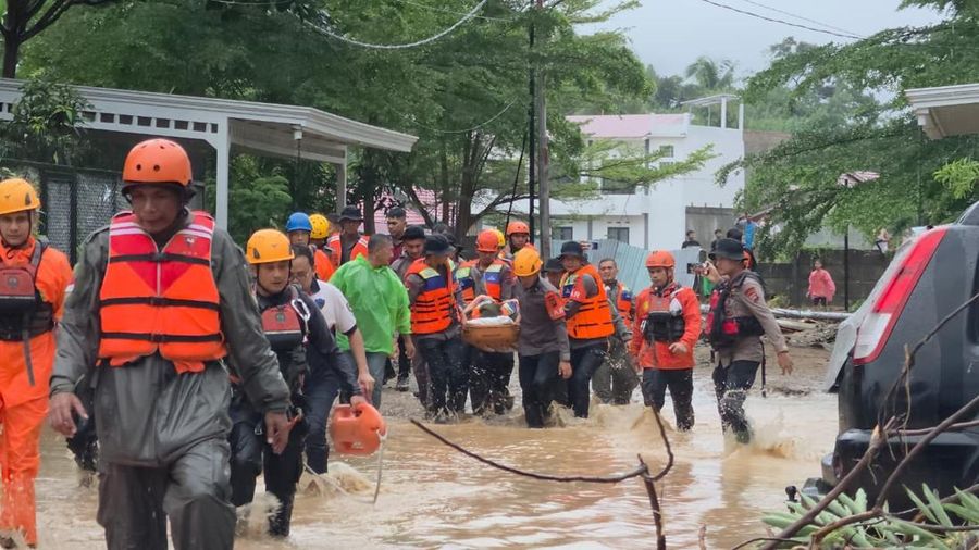 Banjir Rendam Padang, 200 Personel Gabungan Evakuasi Ratusan Warga