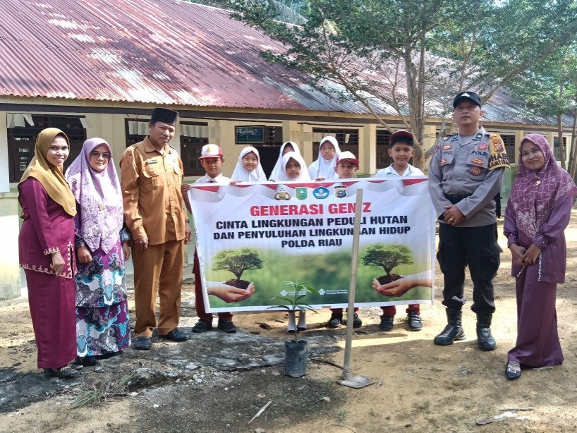 Green Policing di Sekolah, Polsek Rimba Melintang Ajak Siswa Peduli Alam