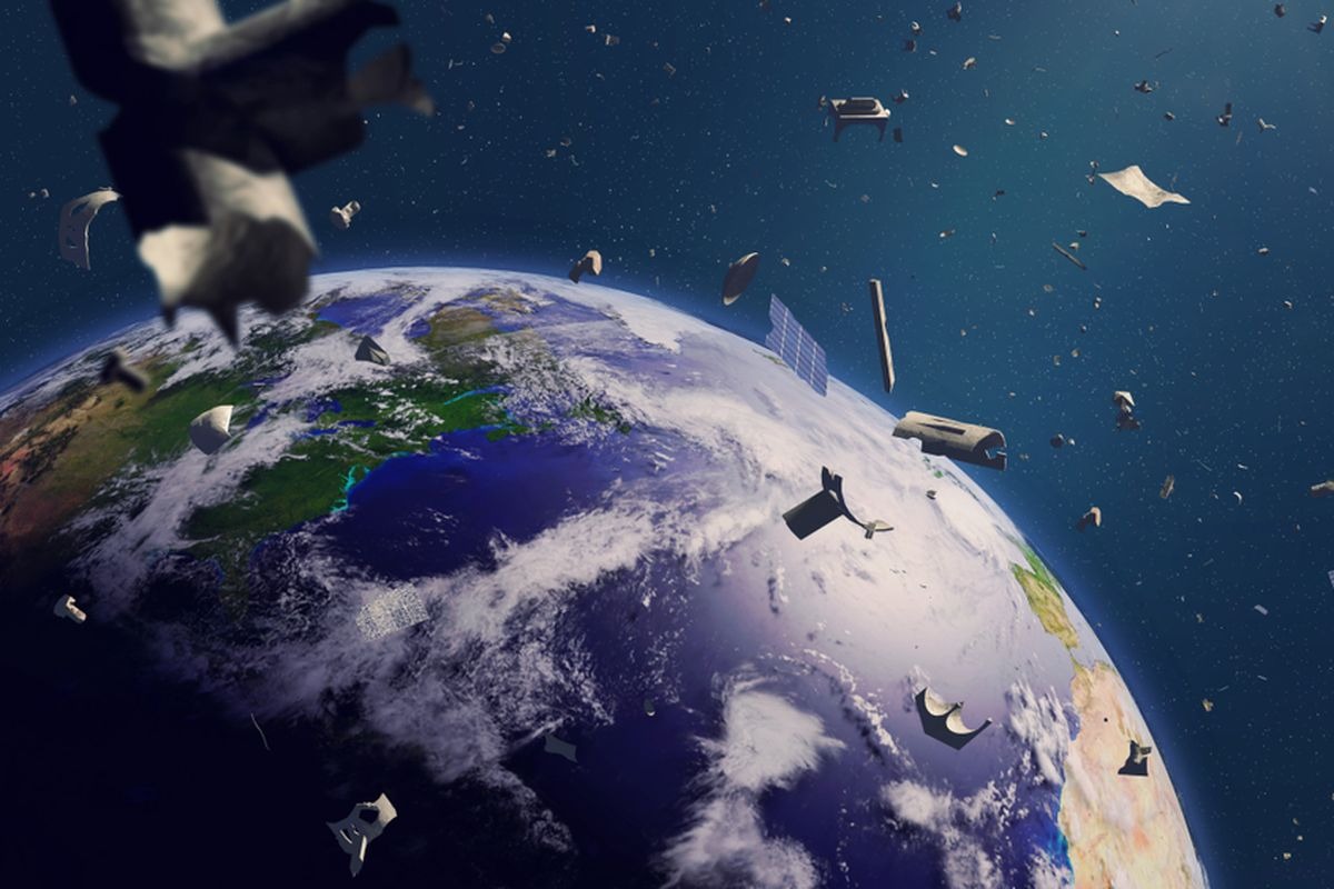 Cerita Orang yang Ditabrak Sampah yang Jatuh dari Luar Angkasa, Kena Bahu