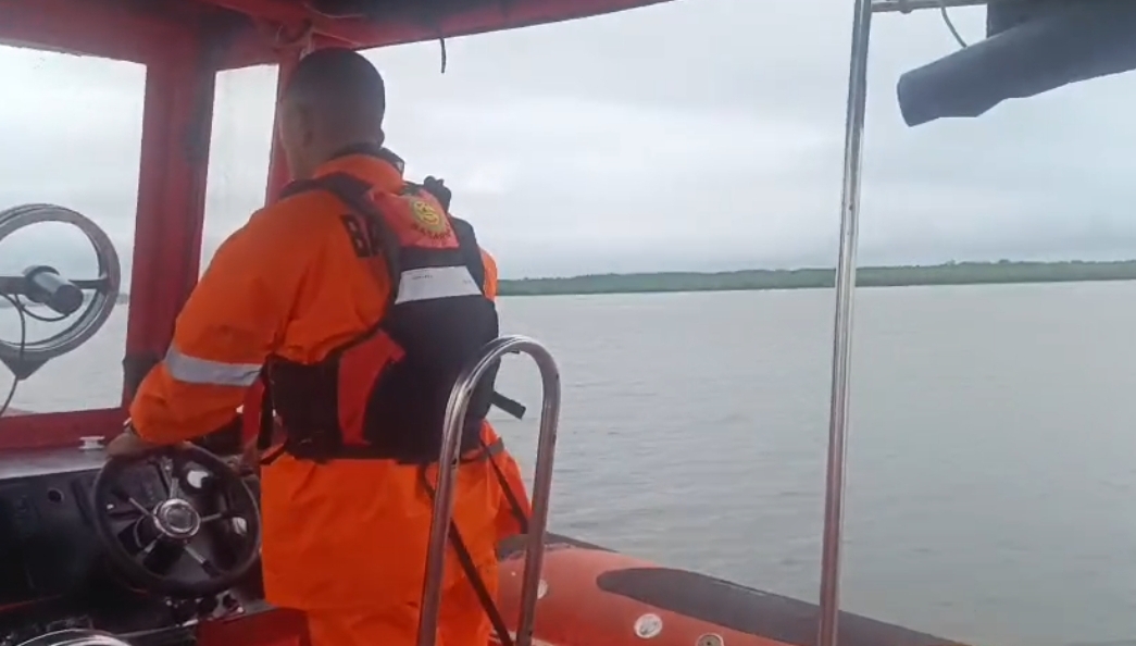 Penumpang Dumai Line Lompat ke Laut Selat Meranti, Tim SAR Lakukan Pencarian