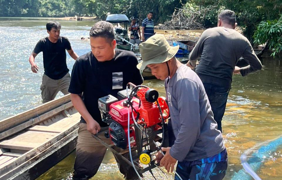 Polsek Kampar Kiri Amankan 3 Rakit PETI di Sungai Subayang, Pemilik Diburu