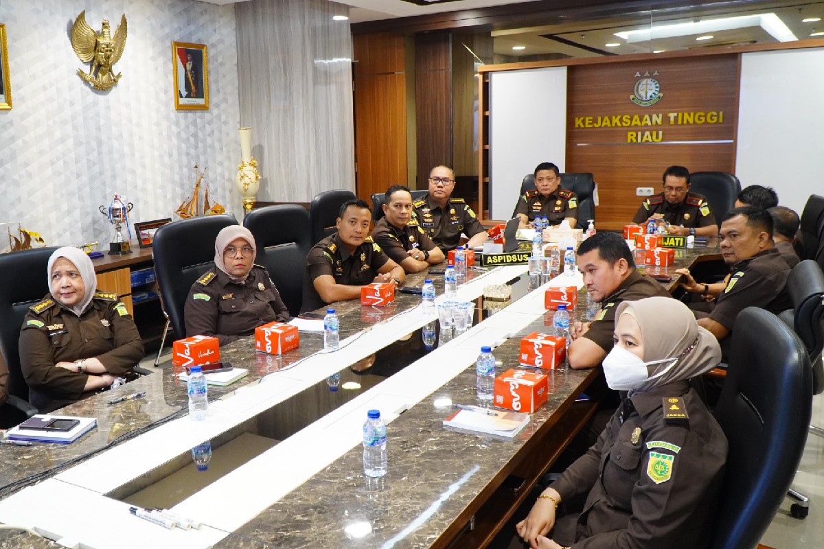 Ikuti Arahan JAM Pidsus, Kejati Riau Perkuat Penanganan Kasus Korupsi