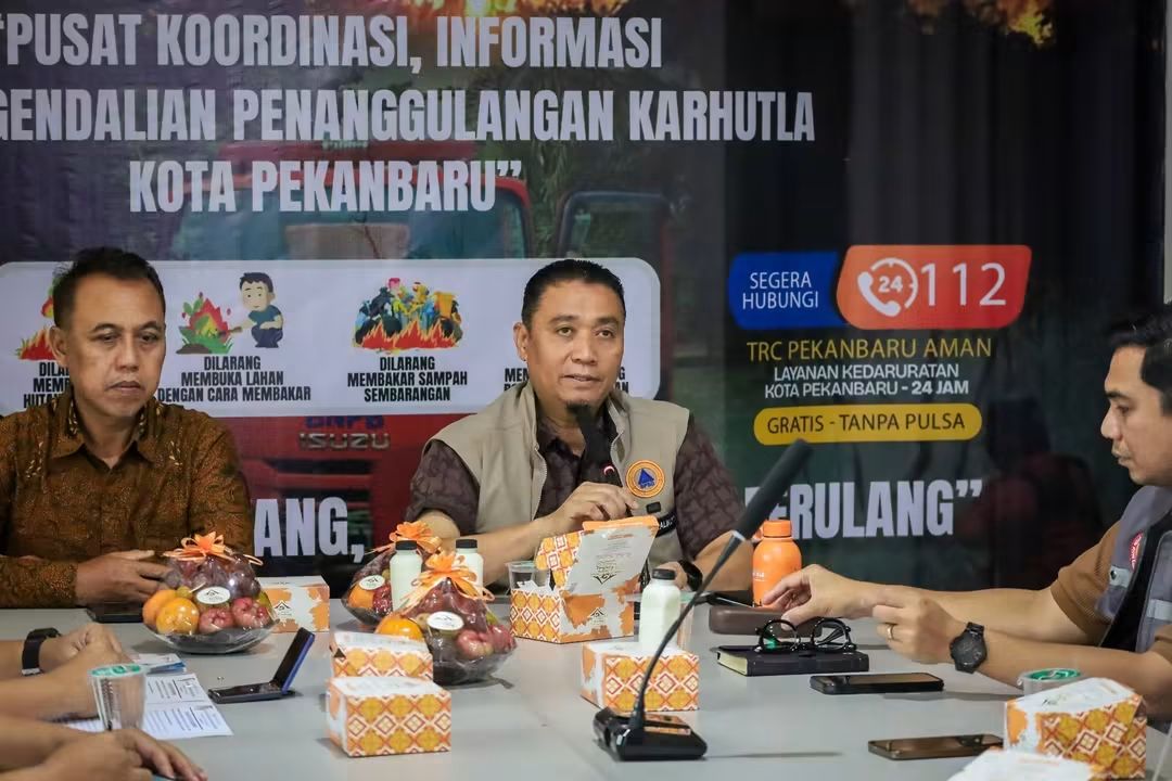 Kabut Asap Hilang Timbul, Pemko Pekanbaru Siapkan Masker Gratis untuk Warga Rentan 