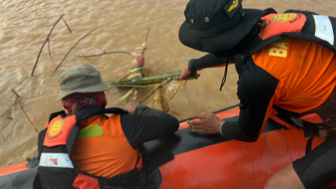 Remaja 17 Tahun Tenggelam di Sungai Kuantan, Tim SAR Lakukan Pencarian