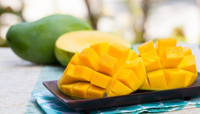 Benarkah Mangga Bikin Gemuk? Ahli Gizi Ungkap Faktanya