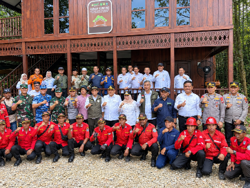Raja Juli Sebut Tanjung Leban di Bengkalis Jadi Laboratorium Hidup