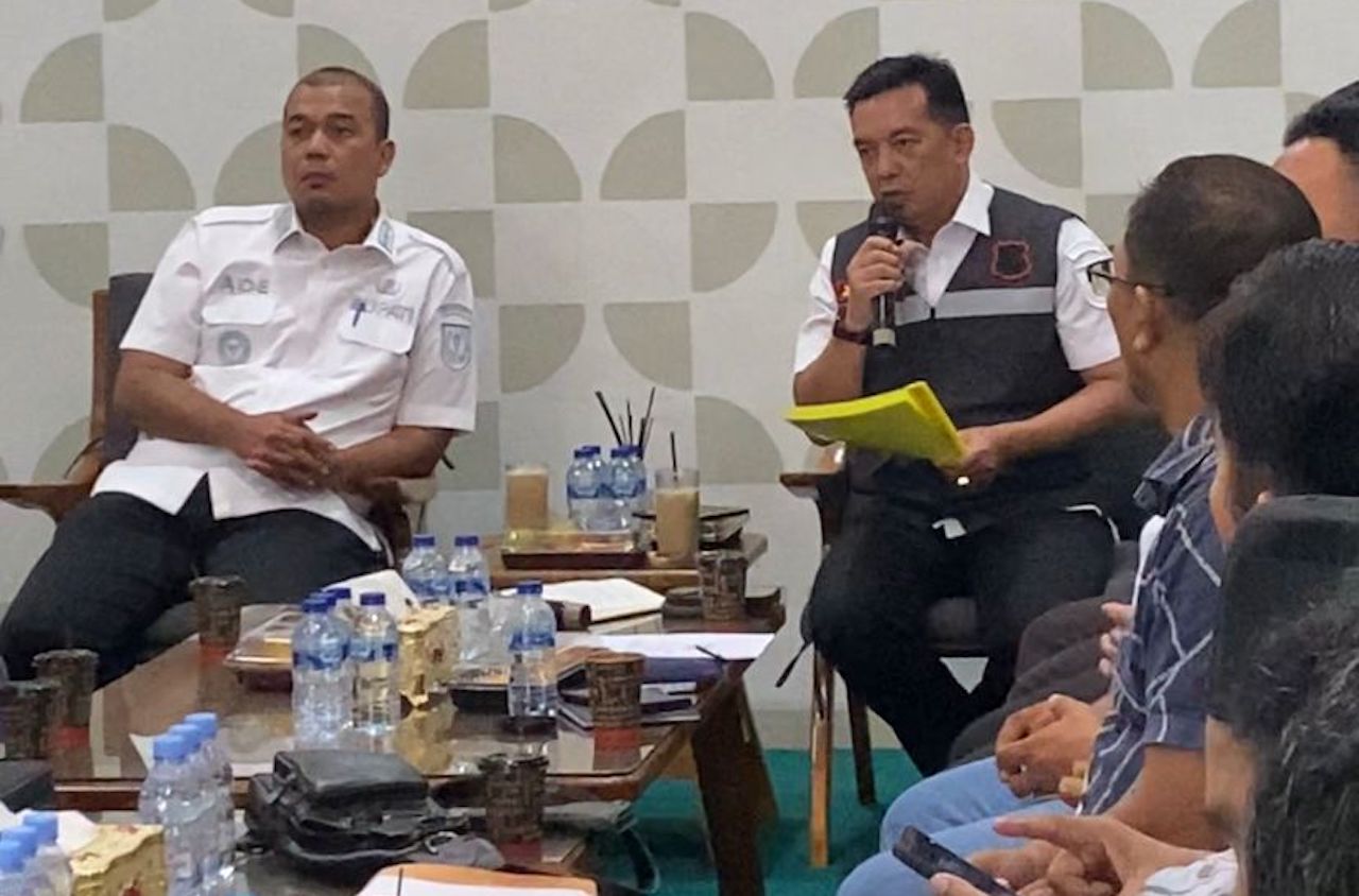 Bupati Inhu Kumpulkan Pemilik PKS, Bahas Stabilitas Harga Sawit Petani