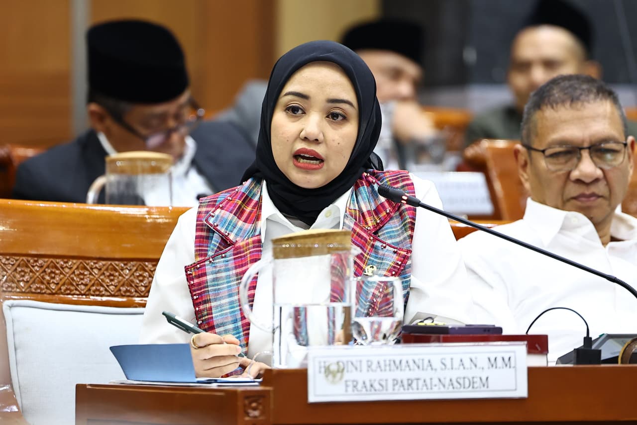 Tiga Petugas dan Relawan Gugur Saat Padamkan Karhutla, DPR Desak Evaluasi Menyeluruh