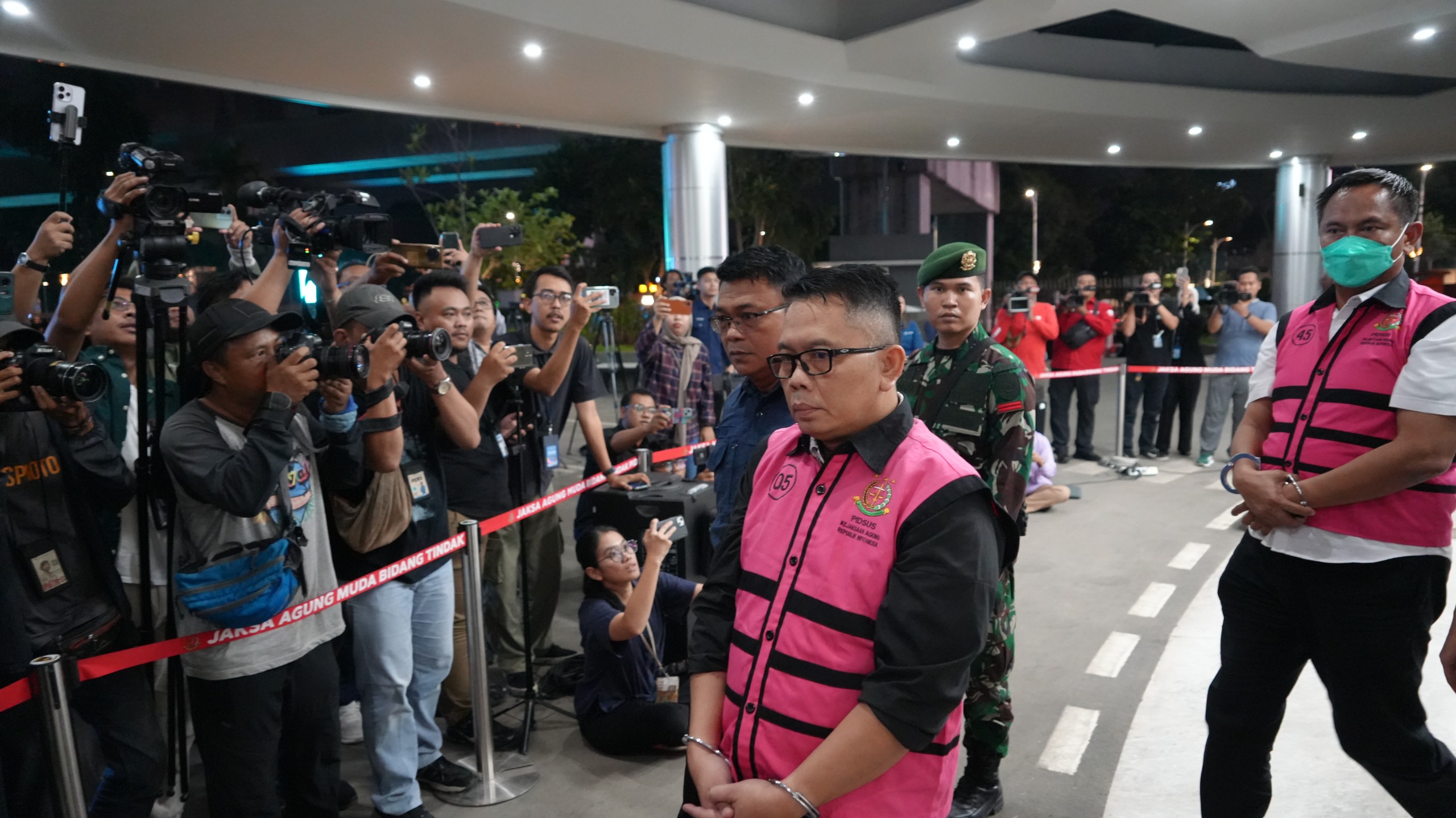 Kejagung Tetapkan 3 Tersangka Korupsi Tambang PT AKT, Ada Pejabat KSOP hingga Dirut