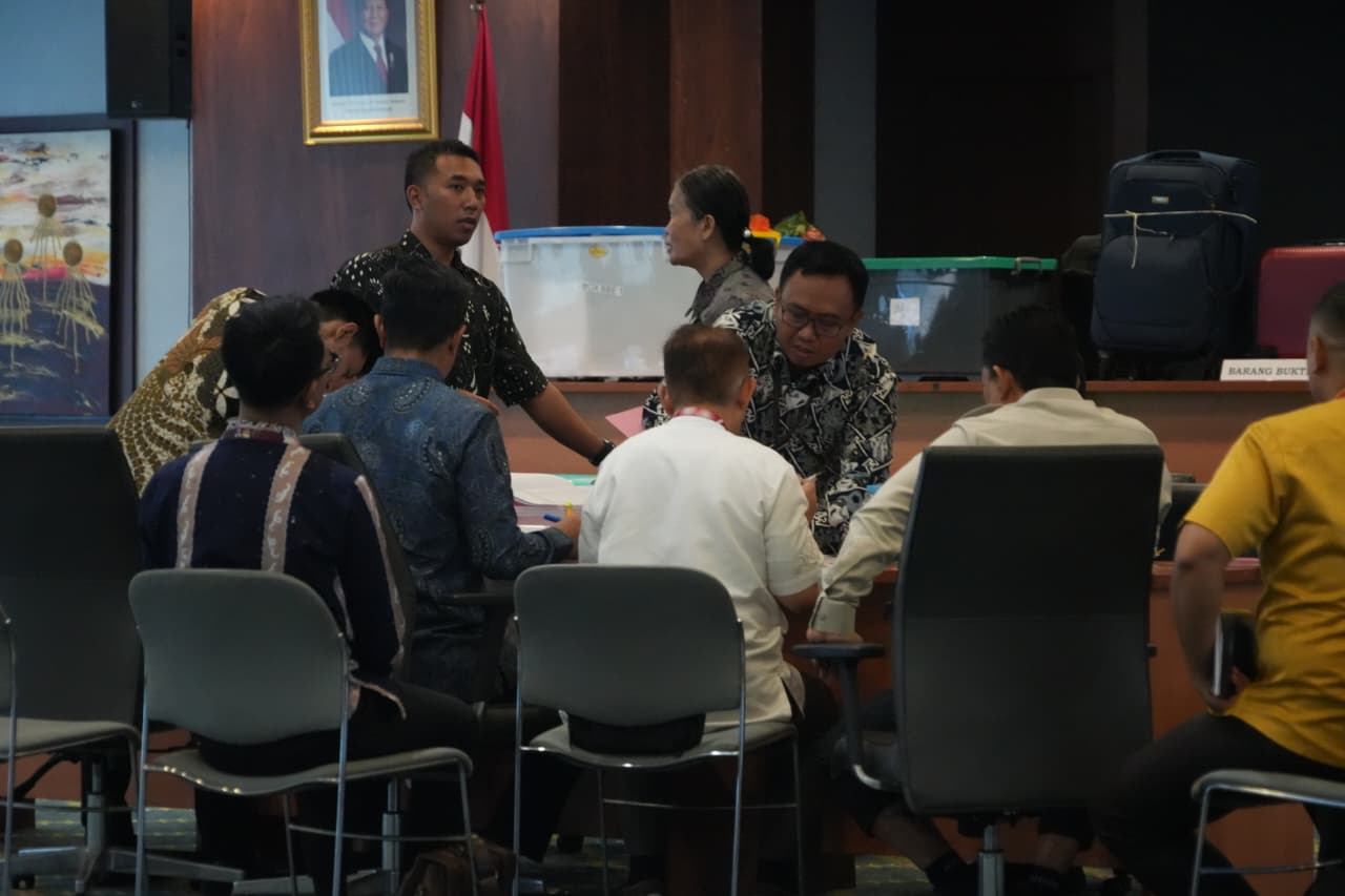 Kasus TPPU Eks Jampidsus Masuk Tahap II, Febrie Adriansyah Segera Diadili