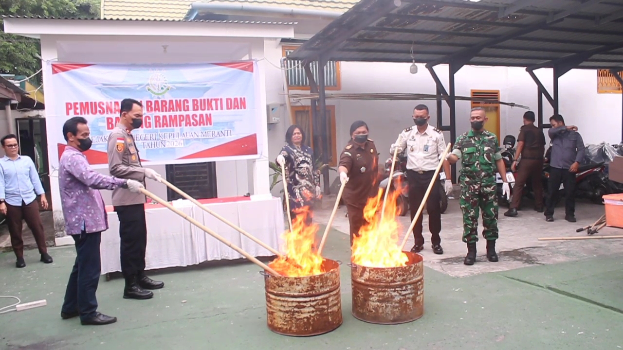 Kejari Meranti Musnahkan Barang Bukti 21 Perkara, Didominasi Kasus Narkotika