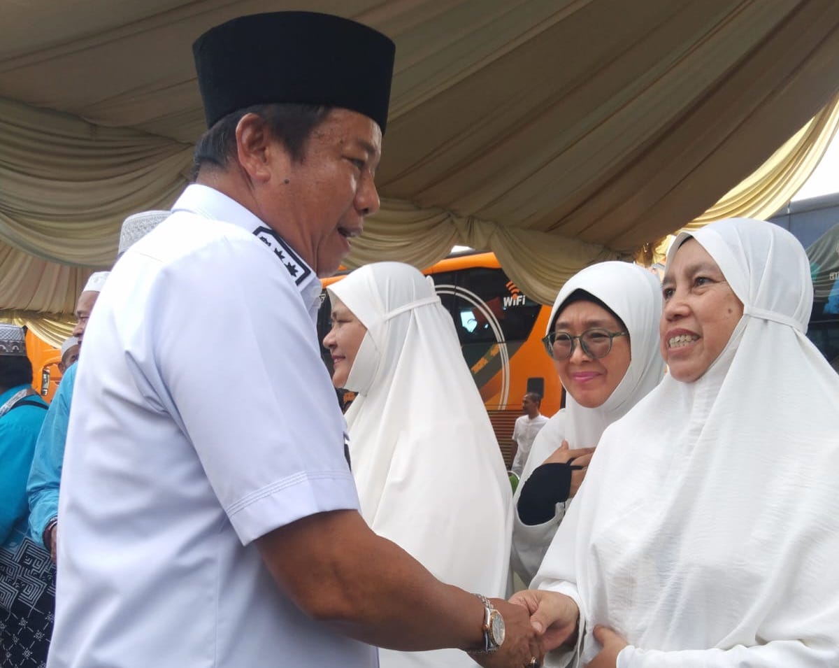 214 Jemaah Haji Kloter 10 Tiba di Inhu, Pemkab Sambut Penuh Haru dan Syukur