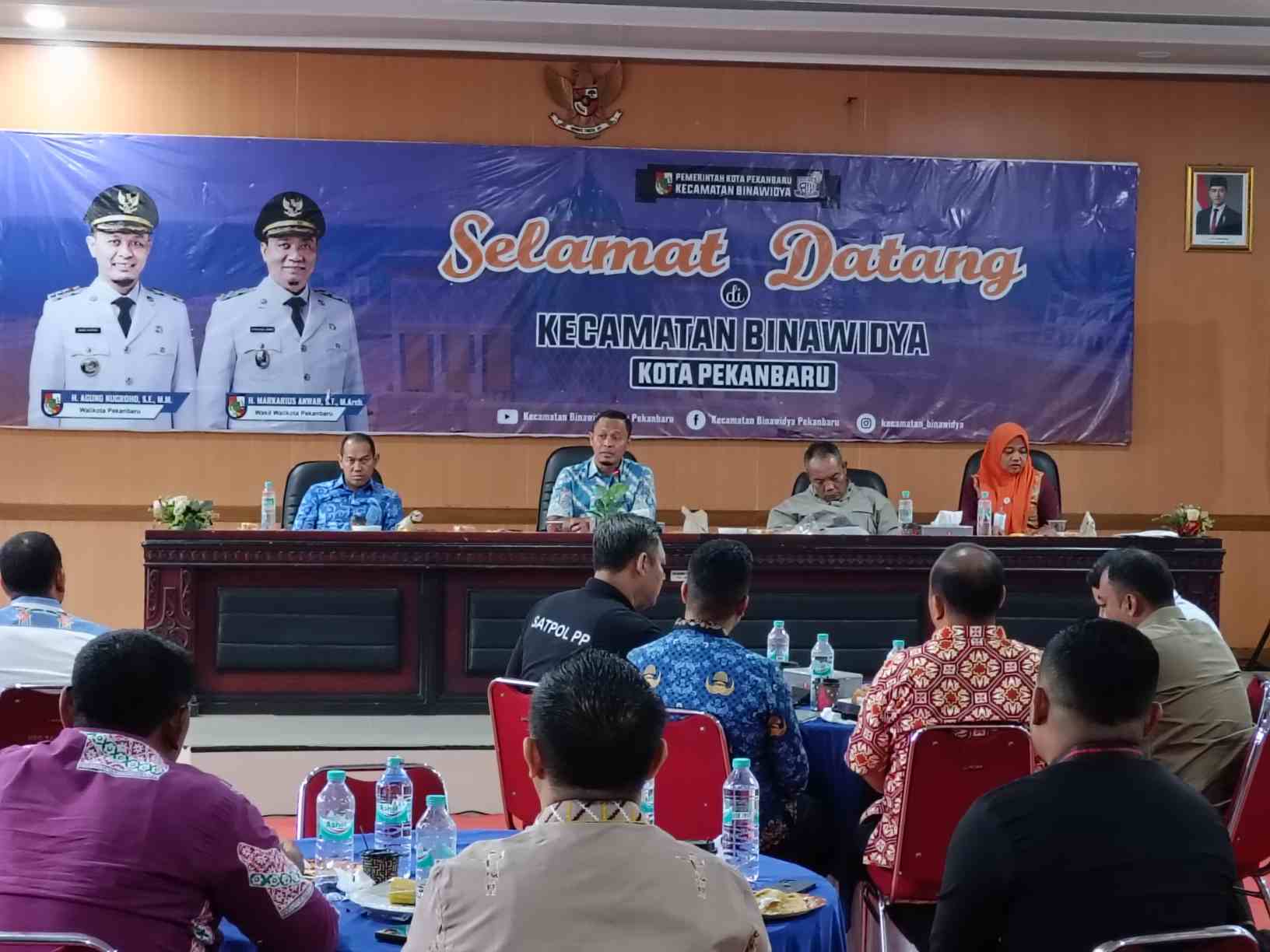 Kumpulkan Seluruh Camat di Pekanbaru, Wako Agung Bahas Soal Aduan Masyarakat 