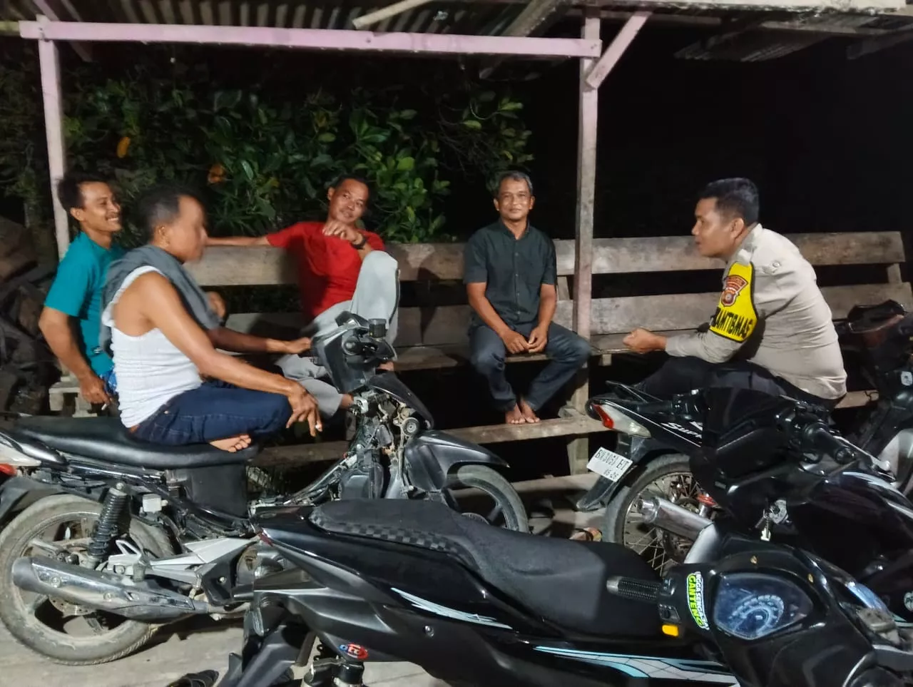 Polisi Patroli Malam, Warga Bangko Pusako Diminta Aktifkan Kembali Satkamling