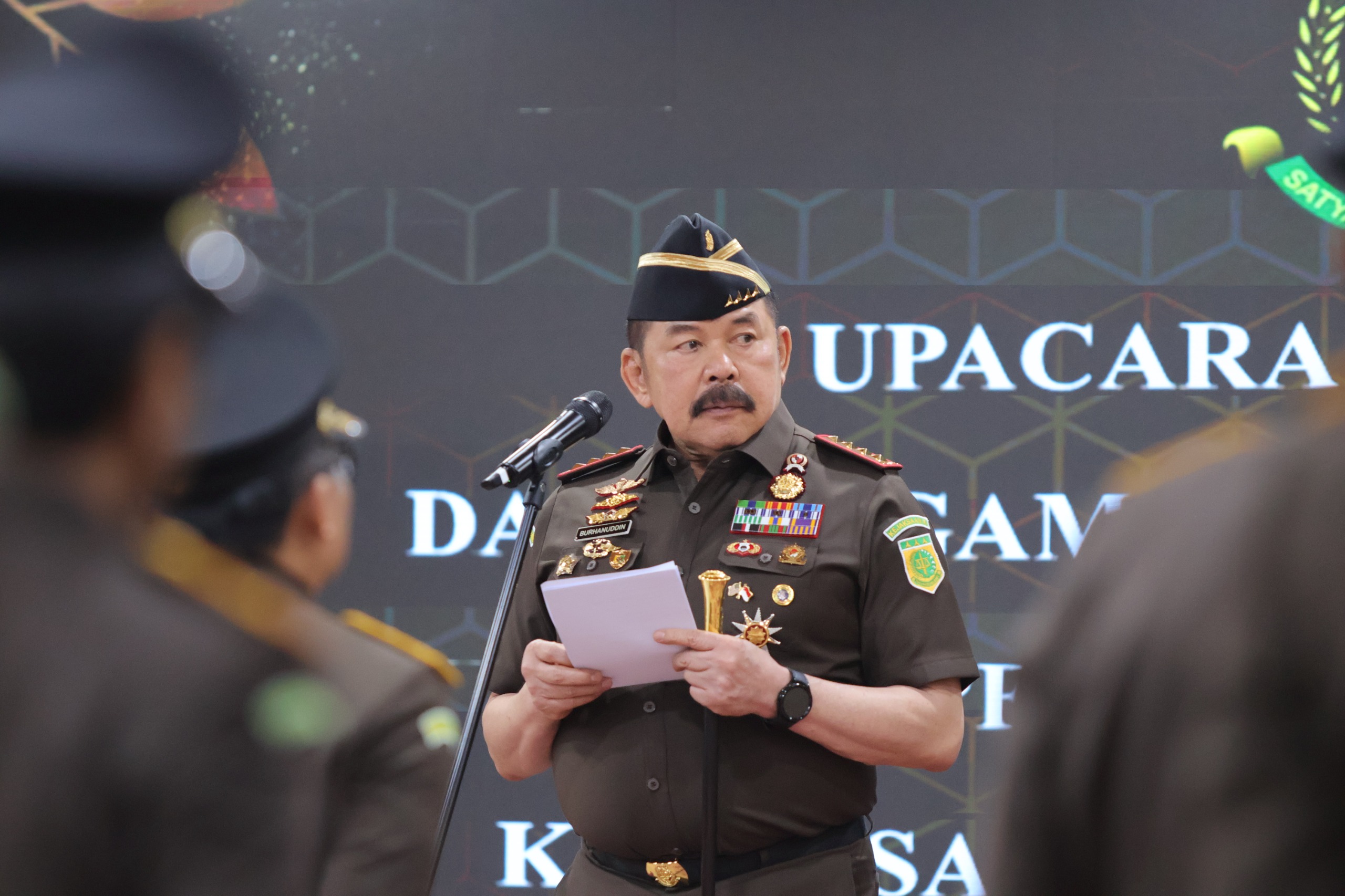 Jaksa Agung Mutasi 16 Pejabat, Asintel Kejati Riau Berganti