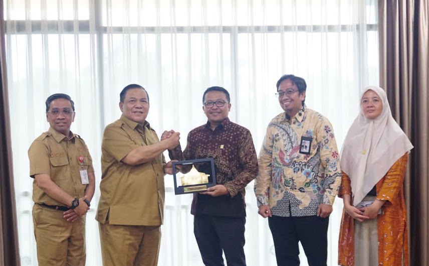 SF Hariyanto Usulkan PLN Terangi Jalan HR Soebrantas dan Sisingamangaraja hingga Kawasan Candi Muara Takus