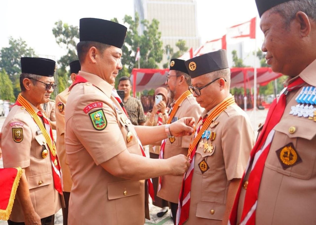 24 Insan Pramuka Riau Terima Lencana Kehormatan