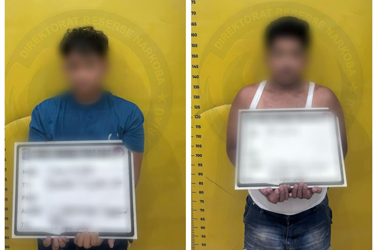 Tergiur Gaji Rp300 Ribu Per Hari, Dua Pengedar Sabu di Pekanbaru Ditangkap Polisi
