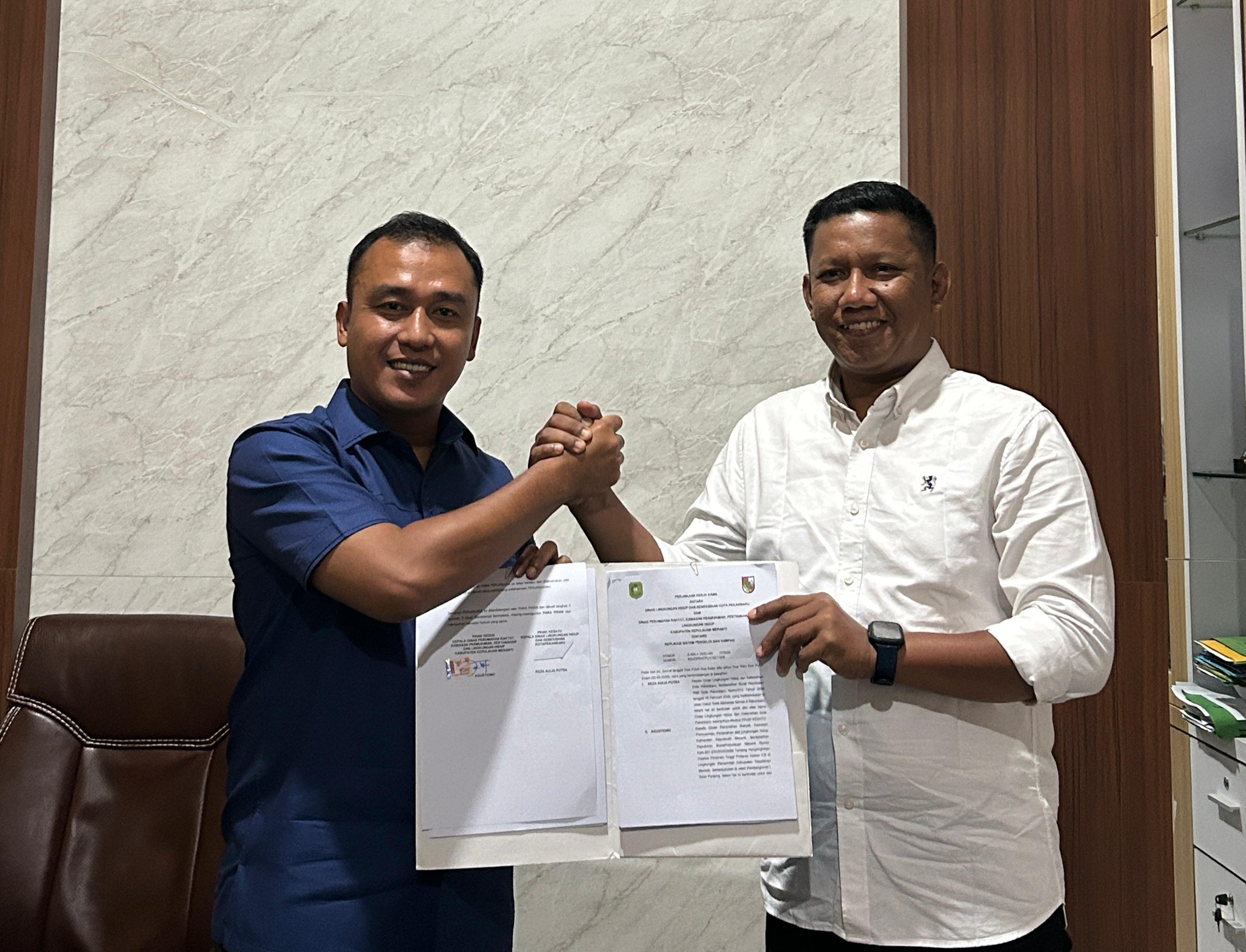 Pelajari Pengelolaan Sampah di Pekanbaru, DLHK dan Disperkimtan-LH Meranti Jalin Kerjasama