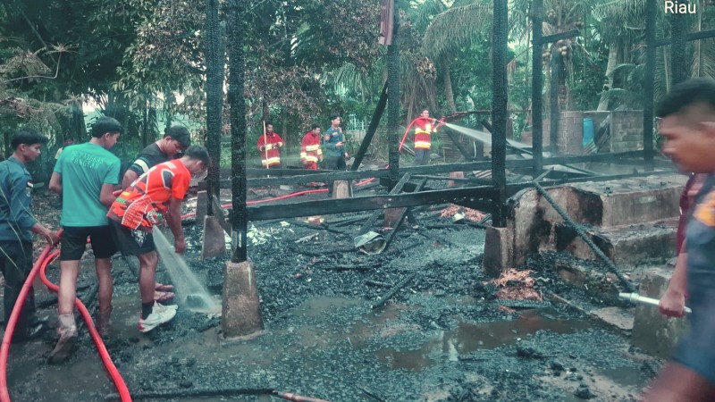 Rumah Lansia di Kuansing Ludes Terbakar, Diduga dari Lampu Teplok