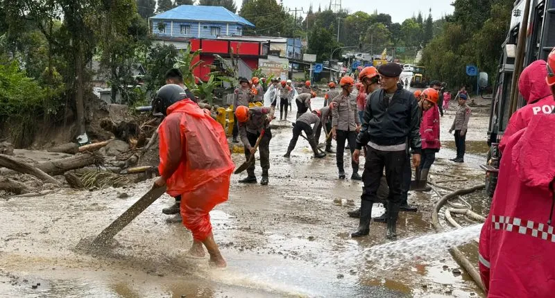 Galodo Terjang Arosuka Solok, Tim Gabungan Masih Cari Warga Hilang 