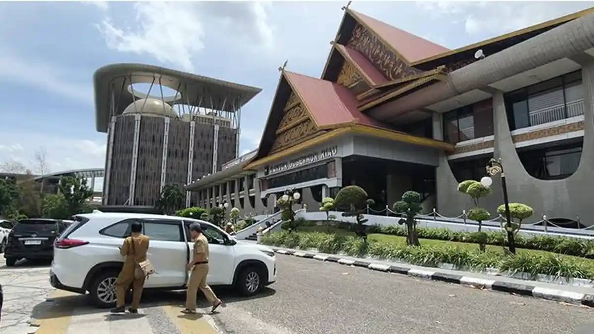Arah Roda Pemerintahan Kuansing, Pemprov Riau Tunggu Keterangan KPK Hari Ini