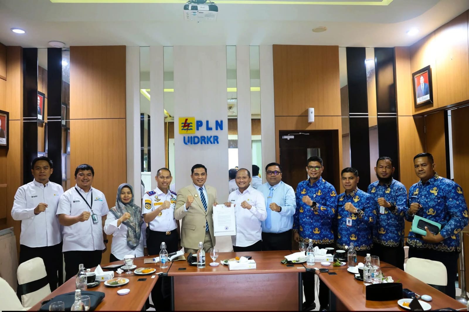 Pemko Pekanbaru - PLN Perkuat Kolaborasi Mitigasi Risiko Kelistrikan dan Penanganan Kebakaran