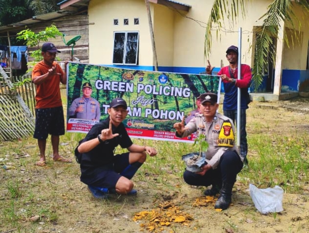 Green Policing di Rohil, Polsek Rimba Melintang Tanam Pohon Meranti dan Alpukat